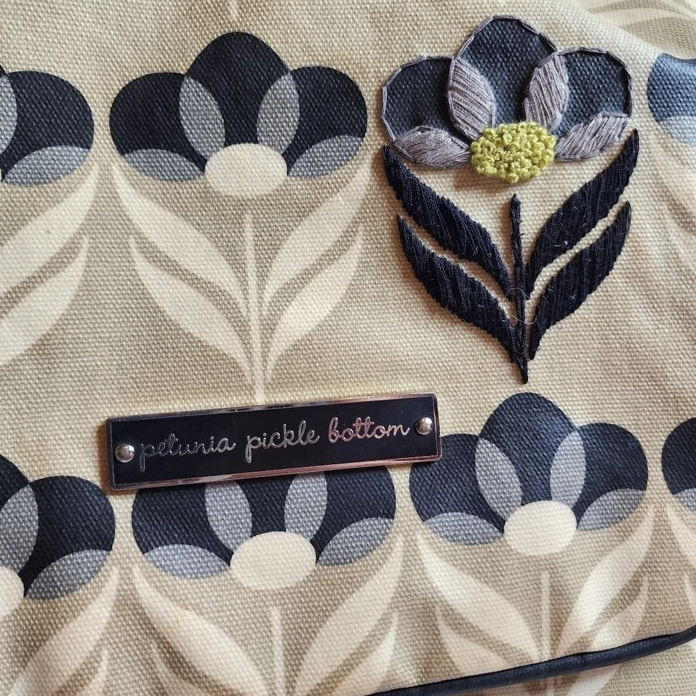 Petunia‎ Pickle Bottom diaper bag backpack. Multiple ways to carry.